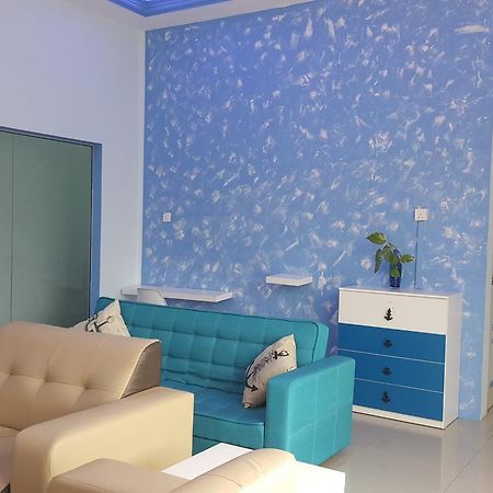 Bentong Street View Guest House 文冬街景旅馆 Kampong Chabang Exteriör bild