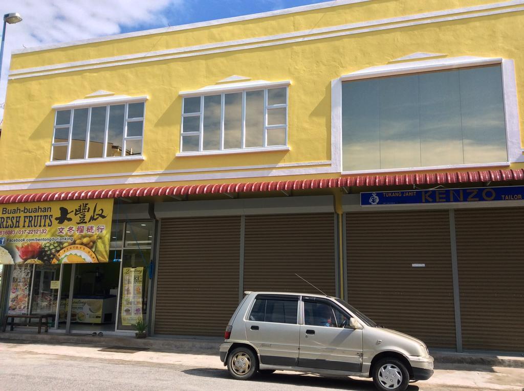 Bentong Street View Guest House 文冬街景旅馆 Kampong Chabang Exteriör bild