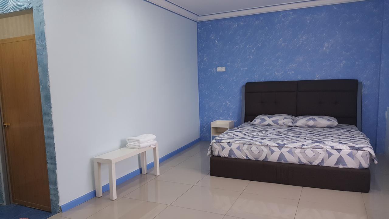 Bentong Street View Guest House 文冬街景旅馆 Kampong Chabang Exteriör bild